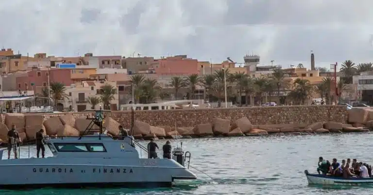 Tragedia en el Mediterráneo: al menos 51 migrantes fallecen tras naufragio frente a Libia
