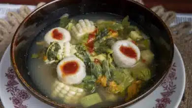 sopa de guías, el platillo tradicional de oaxaca que mantiene viva la herencia de la milpa