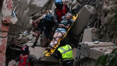 a un mes del terremoto en venezuela, familias siguen buscando a sus desaparecidos entre los escombros