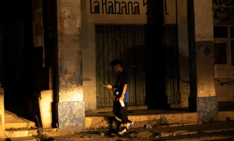 cuba enfrenta apagón histórico hasta el 72% del país podría quedarse sin electricidad