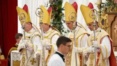 lefebvrianos desafían al papa león xiv con la ordenación de cuatro obispos y reavivan el riesgo de un cisma en la iglesia católica