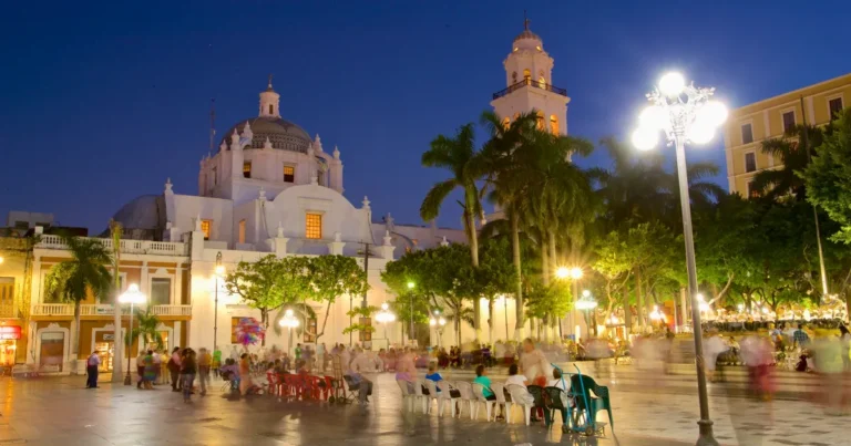 veracruz renovará iluminación de catedral y centro histórico