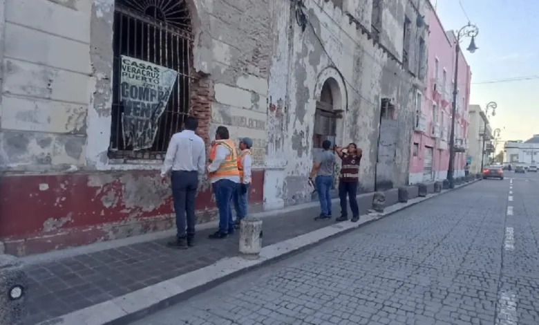 desalojan antiguo ex convento de san agustín en el centro histórico de veracruz