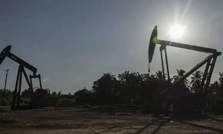 Acuerdo petrolero entre Estados Unidos y Venezuela será concesión de un siglo