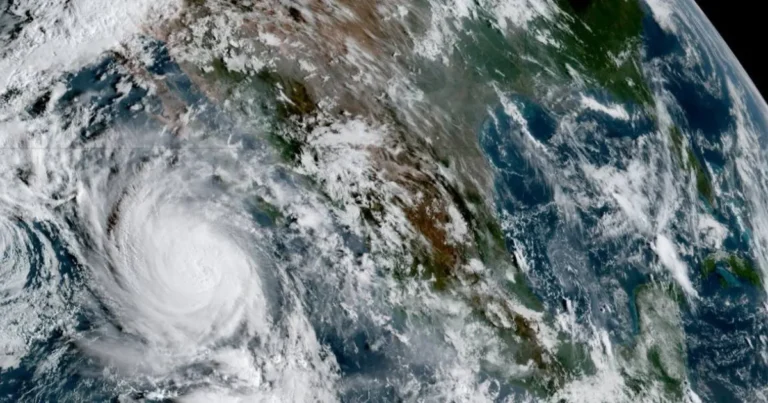 huracán polo trayectoria y medidas de prevención del fenómeno meteorológico