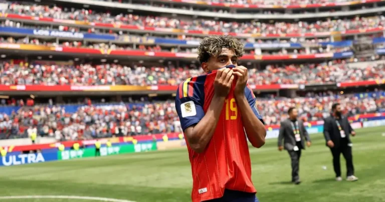 lamine yamal brilla y divide opiniones tras su gol