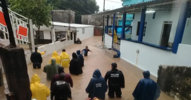 Evacuaciones en el sur de Veracruz por aumento del río Uxpanapa (Foto de internet)