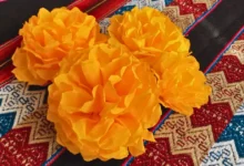 elabora flores de cempasúchil de papel crepé paso a paso